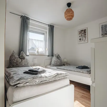 Leipzig- Hirschfeld Apartment